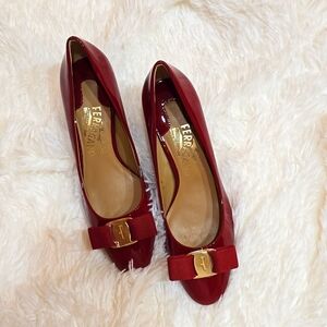 Salvatore FerragamoSalvatore Ferragamo Bow-Detail Pumps like new